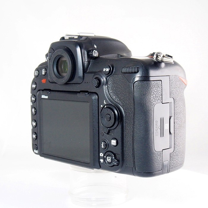 ニコン D500
