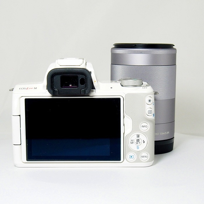 キヤノン EOS KISS M ダブルズームキツト ホワイト