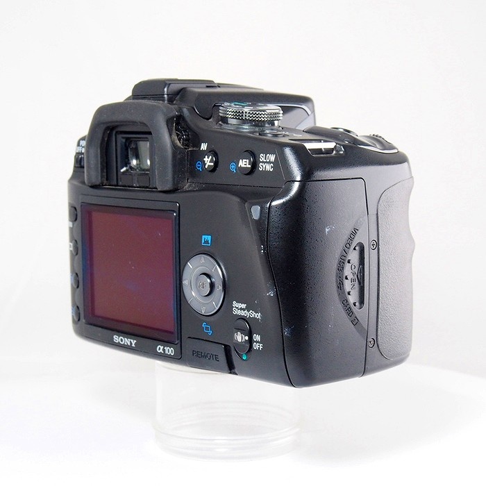 ソニー α100（DSLR-A100）