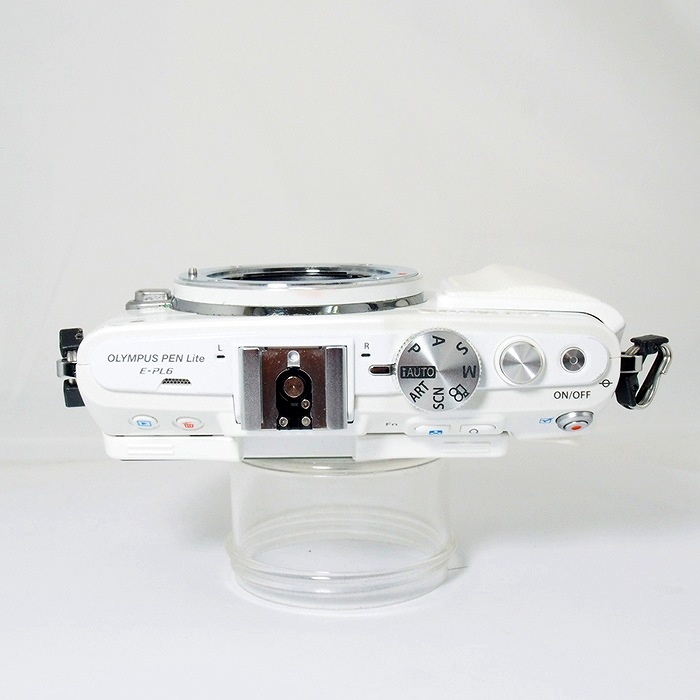 オリンパス E-PL6 ホワイト