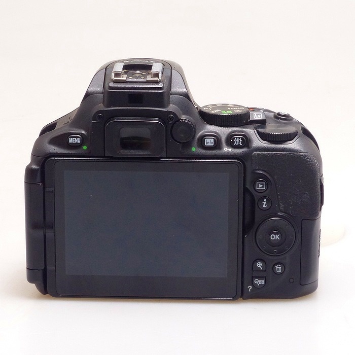ニコン D5600 ボデイ
