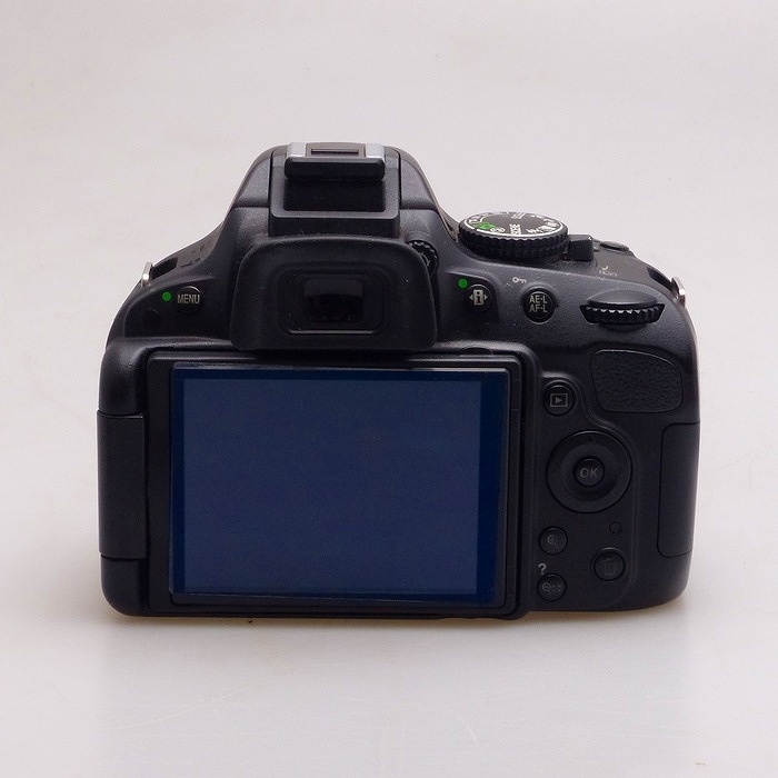ニコン D5100