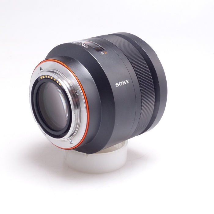 ソニー PLANAR T*85/F1.4 ZA