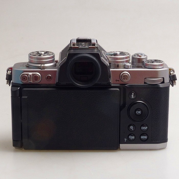 ニコン Z fc 16-50 VR レンズキット シルバー