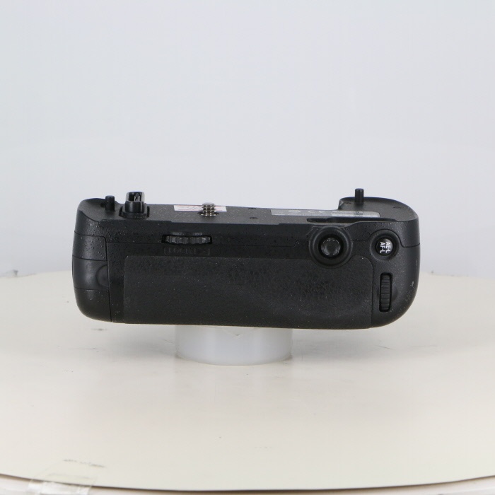 ニコン MB-D16 バッテリーパック