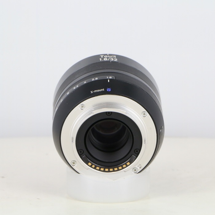 ツアイス TOUIT 1.8/32 フジXマウント