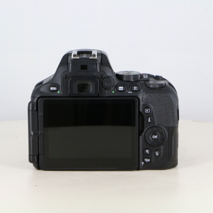 ニコン D5600 ボデイ