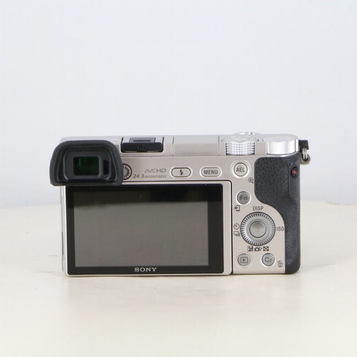 ソニー α6000 （ILCE-6000） ボディ シルバー