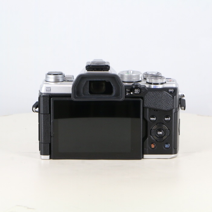オリンパス OM-D E-M5 MARK3 ボディ シルバー