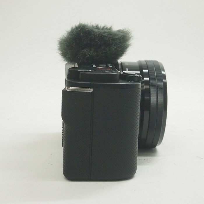 ソニー VLOGCAM ZV-E10レンズキット ブラック(海外モデル)