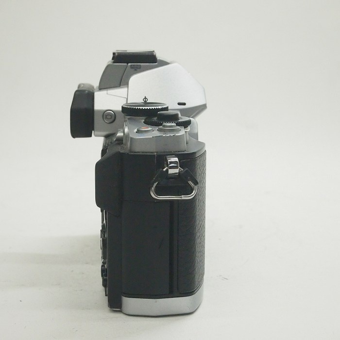 オリンパス OM-D E-M5 ボディ シルバー