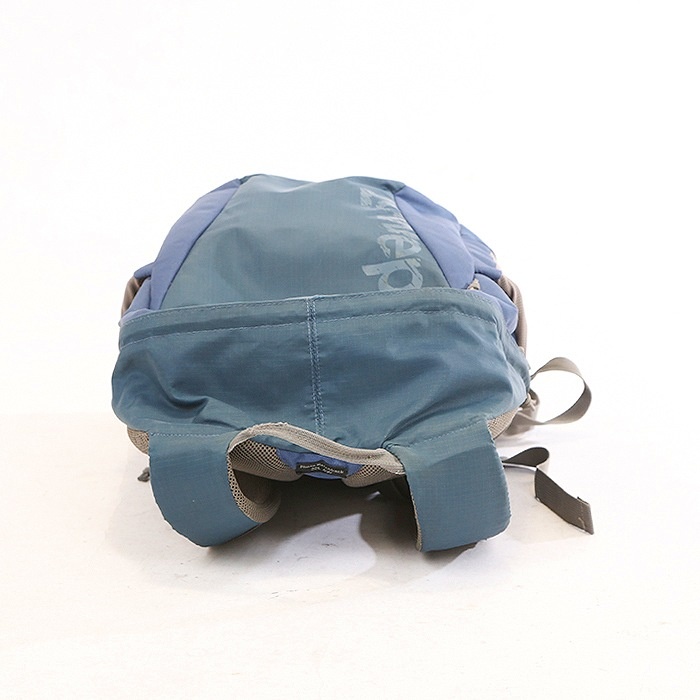 ロープロ Photo Hatchback 22L AW
