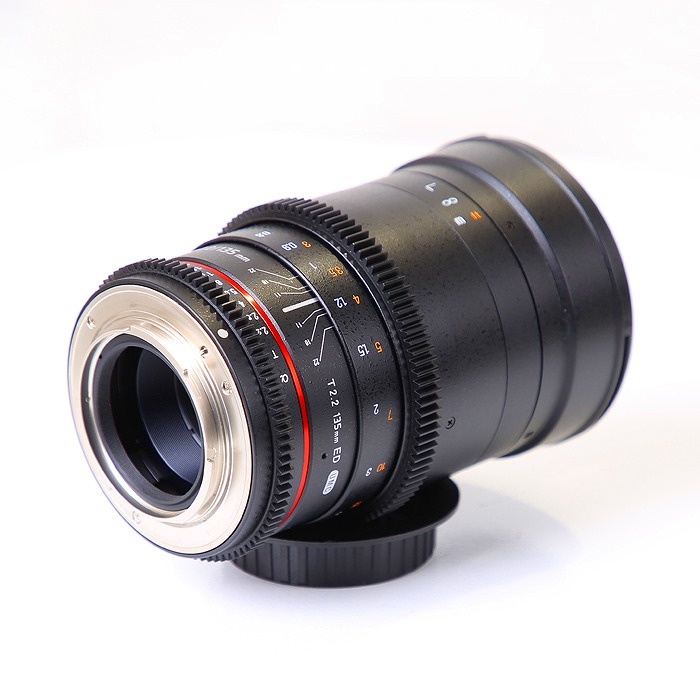 SAMYANG 135MM/T2.2 VDSLR ED UMC ソニーA（シネレンズ）