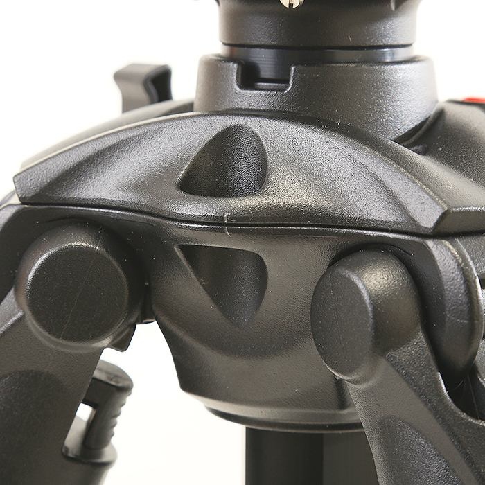 マンフロット MT057C3-G カーボン三脚3段ギア付き