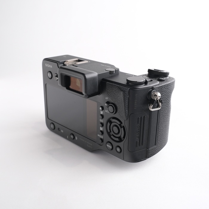 シグマ SD QUATTRO