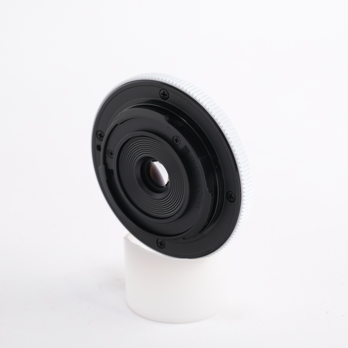 オリンパス BCL-1580 ボディキャップレンズ ホワイト