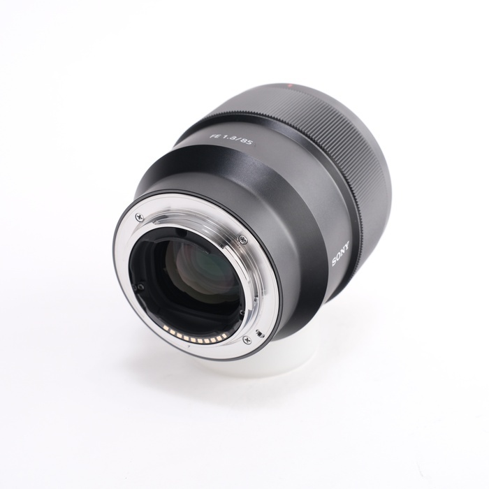 ソニー FE85/1.8