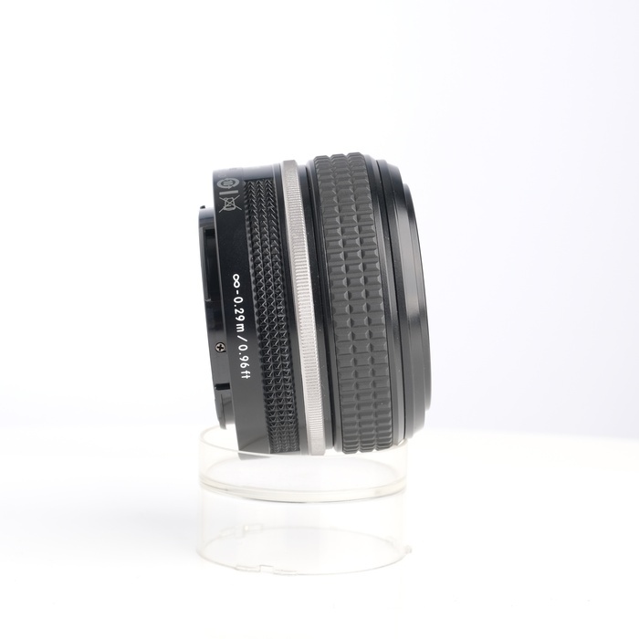 ニコン Z 40/2 (SE)