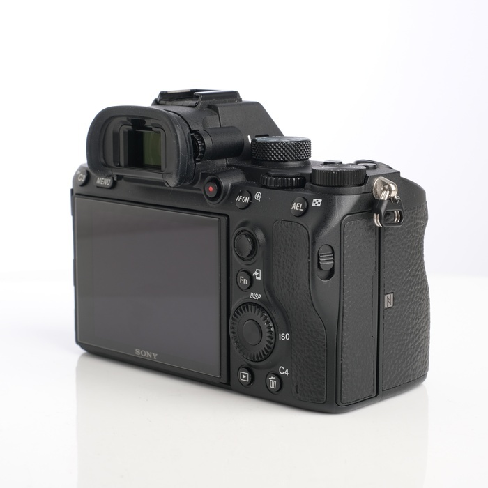 ソニー α7 III (ILCE-7M3) ボディ