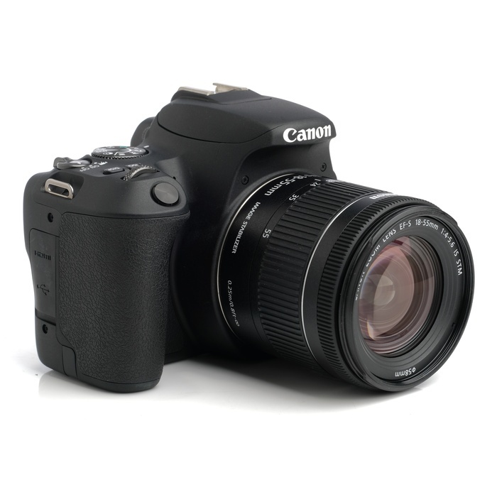キヤノン EOS KISS X9/EF-S18-55 IS STM レンズキツト BK