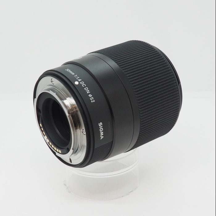 シグマ  30/F1.4 DC DN CONTEMPORARY フジXF