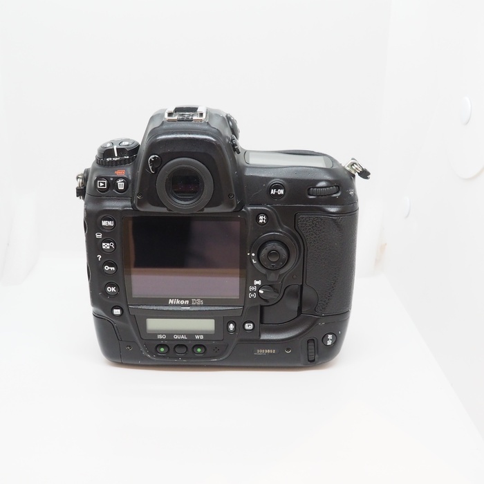ニコン D3s
