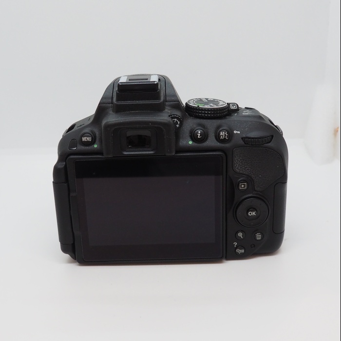 ニコン ニコン D5300 18-55VR2 レンズキツト ブラツク