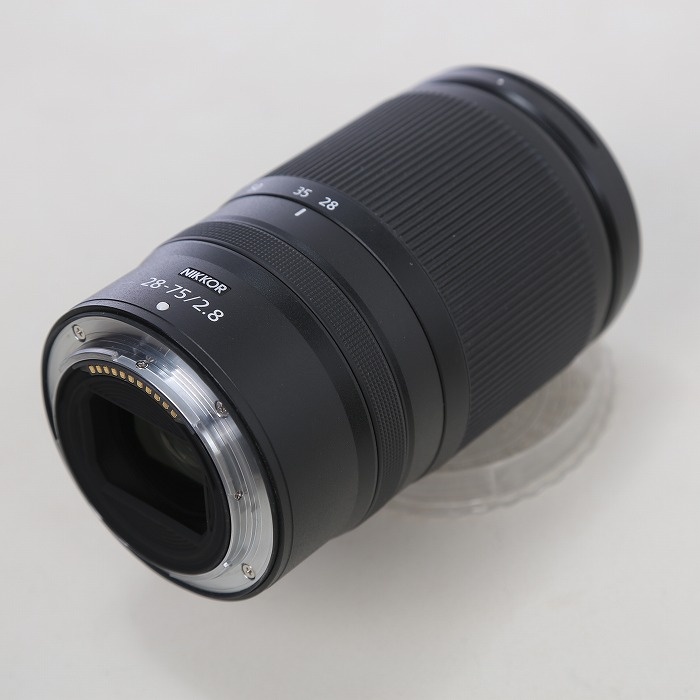 ニコン Z 28-75/F2.8