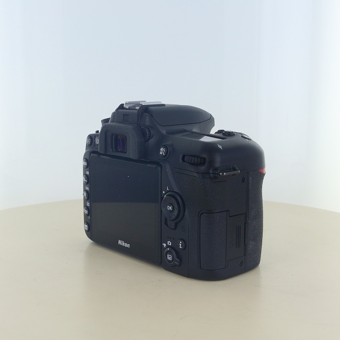 ニコン D7500 ボデイ