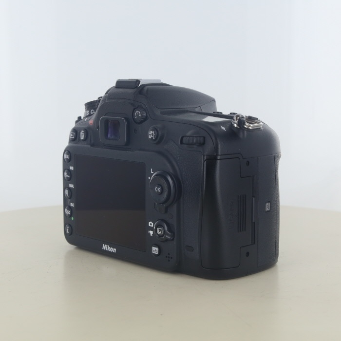 ニコン D7200 ※充電器無