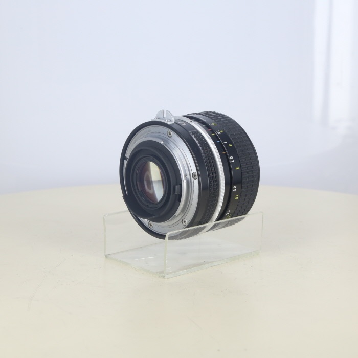 ニコン Newニッコール 24/2.8