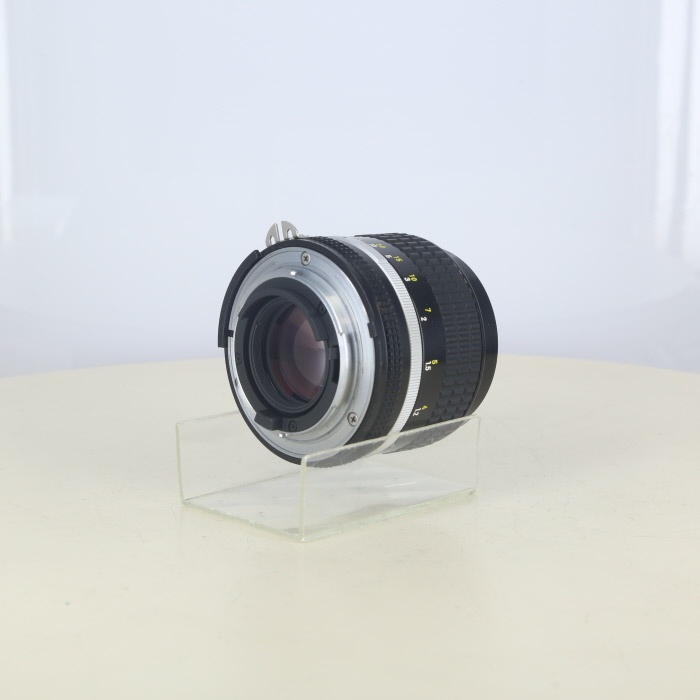 ニコン Ai ニッコール 85/2 S