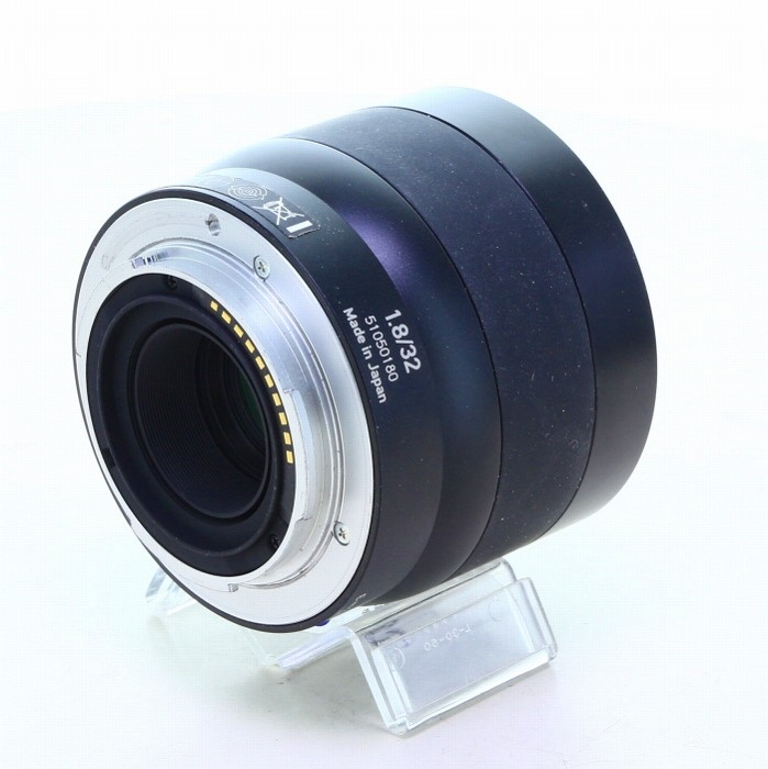 ツアイス TOUIT 1.8/32 Eマウント