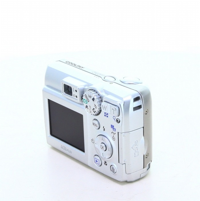 ニコン COOLPIX5600 パールシルバー