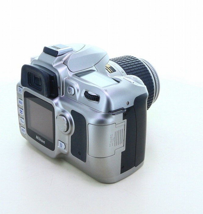 ニコン D50 レンズキツト シルバー