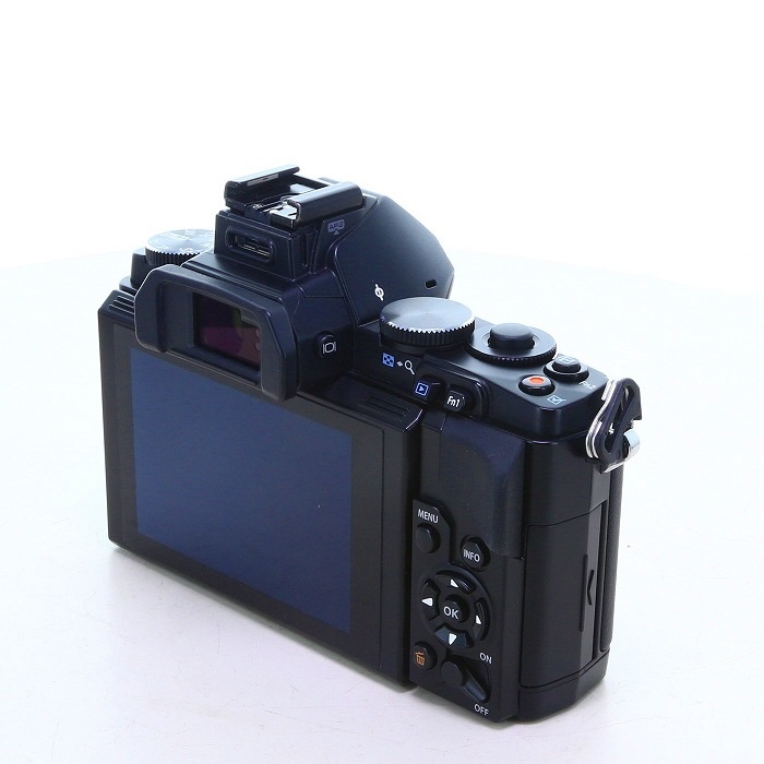 オリンパス OM-D E-M5 ボデイ ブラツク