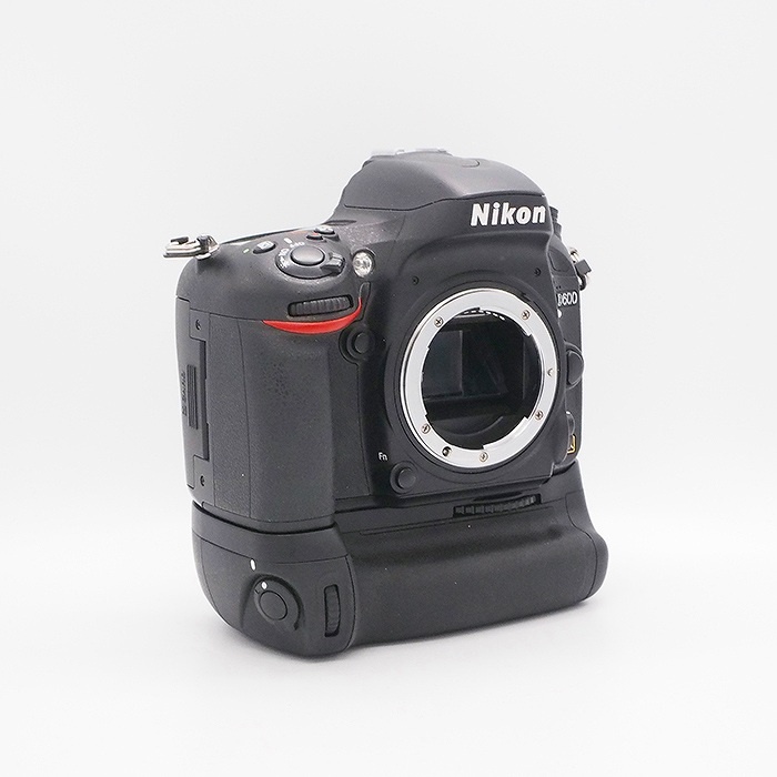 ニコン D600 ボデイ＋MB-D14