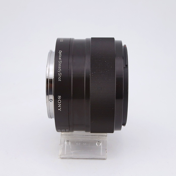 ソニー E35/F1.8 OSS