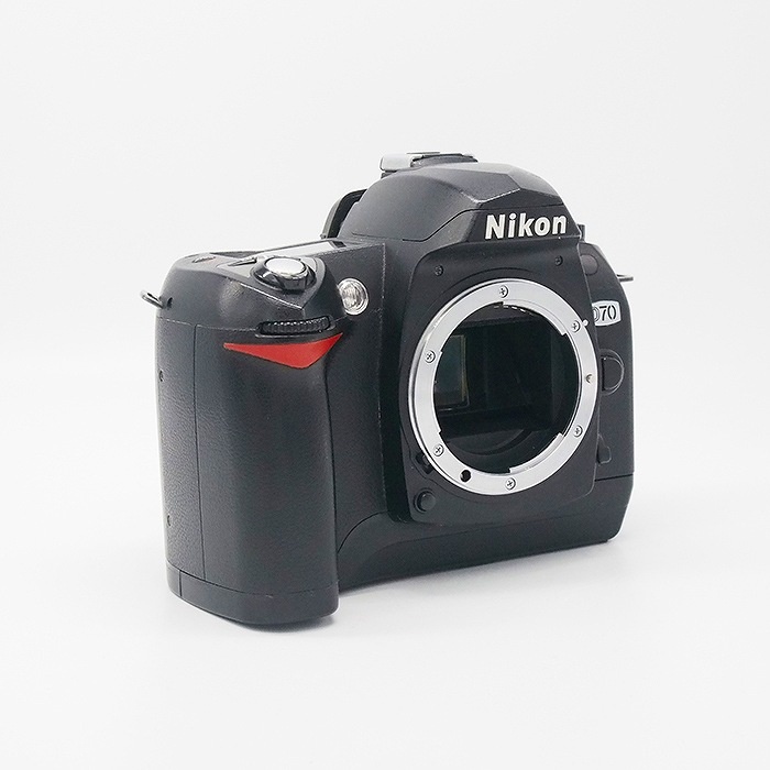 ニコン D70