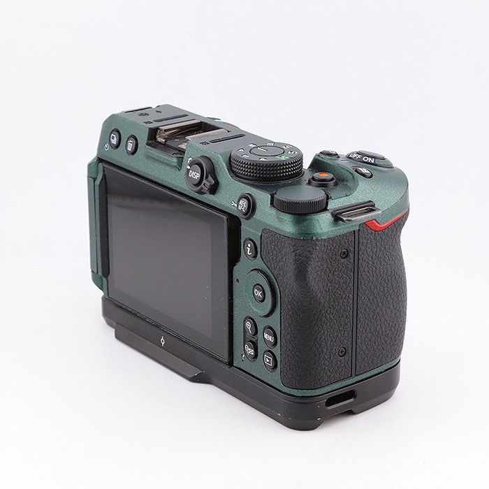 ニコン Z 30 ボデイ+SmallRig Z 30用 ベースプレート(SR3857)