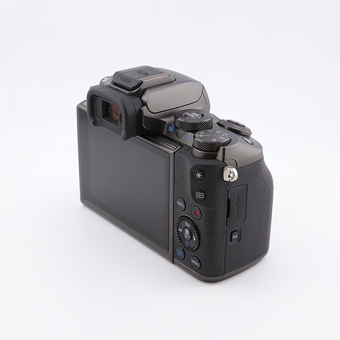キヤノン EOS M5 ボデイ
