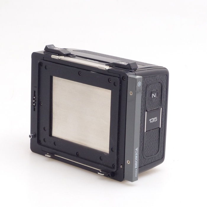 ブロニカ ETR用 135フィルムホルダー+フォーカシングスクリーン
