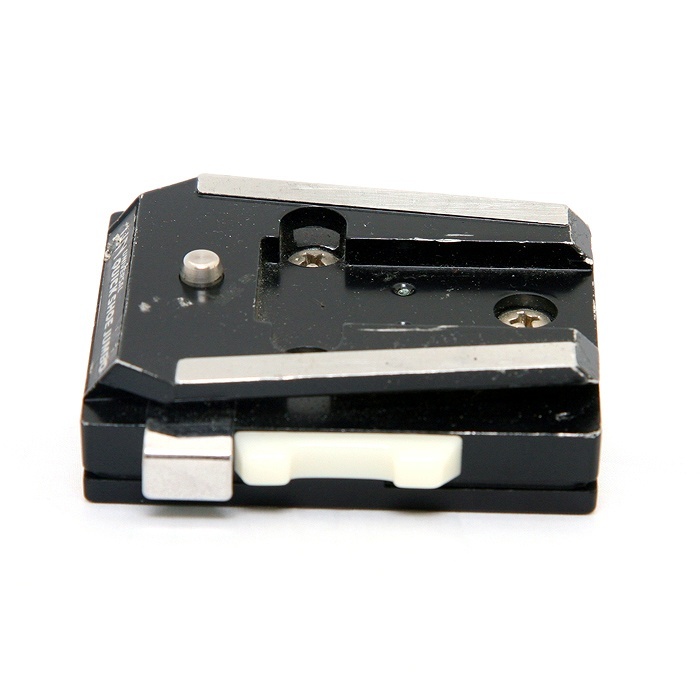 UN UNX-5756 ユニバーサルクイツクシユーP