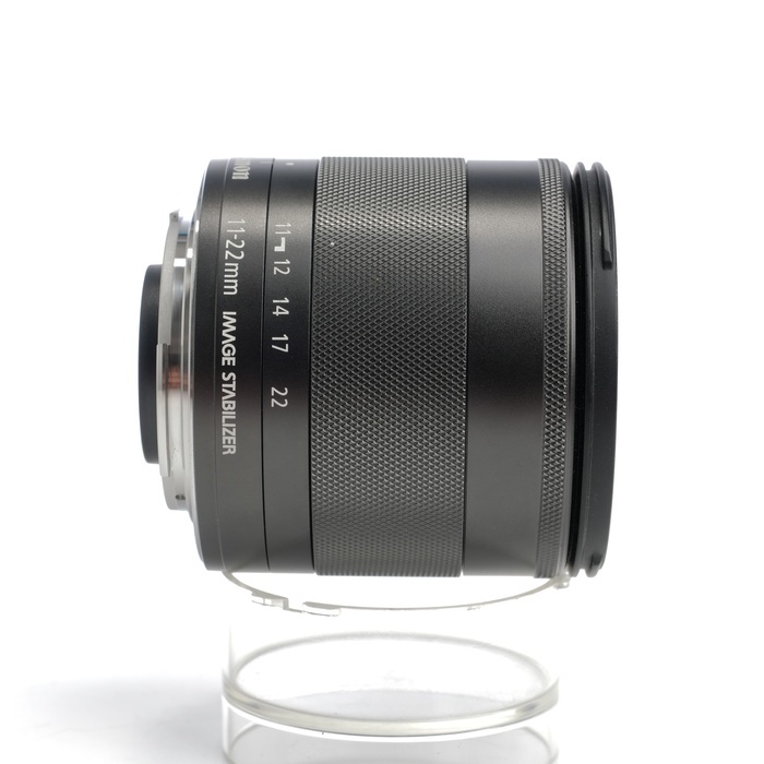 キヤノン EF-M11-22/F4-5.6 IS STM