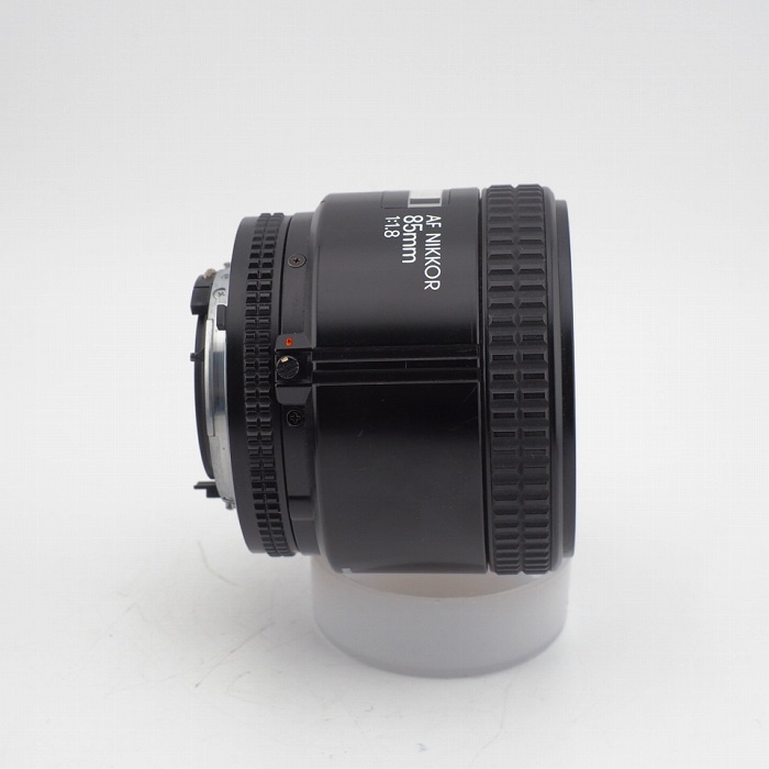 ニコン AF85/1.8