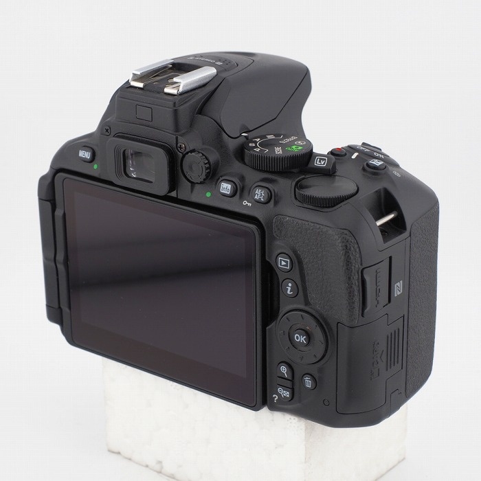 ニコン D5600