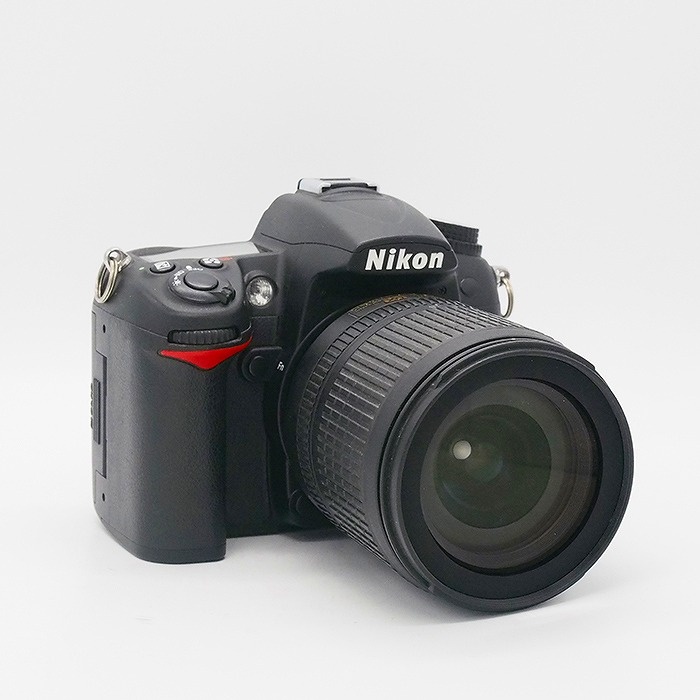 ニコン D7000 18-105VR キツト