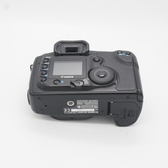 キヤノン EOS 20D