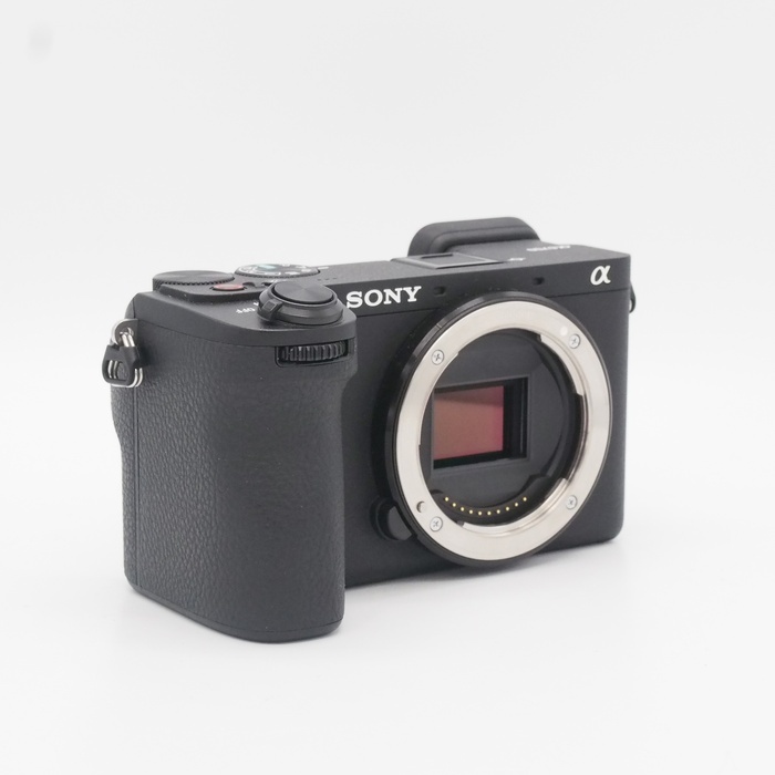 ソニー α6700 (ILCE-6700) ボディ（海外モデル）