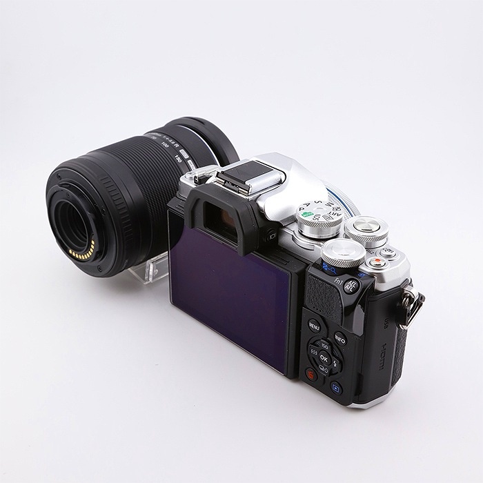 オリンパス OM-D E-M10 MARK3 EZダブルズームキット シルバー